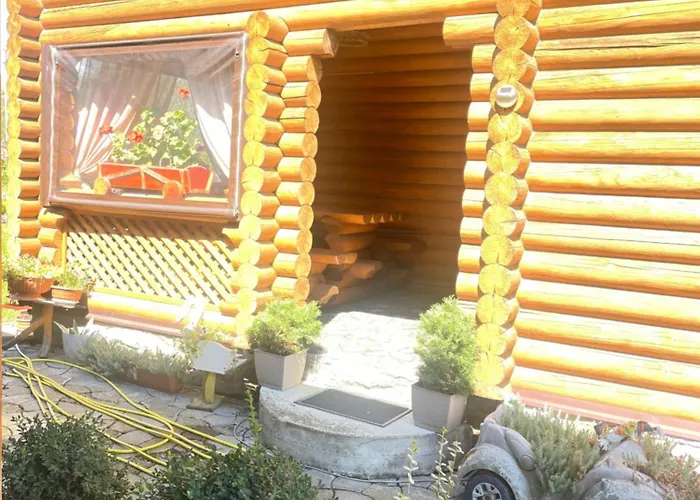 منتجع In